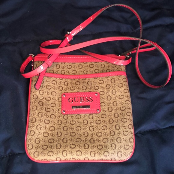 Guess Tourist Crossbody Handbag - Picture 1 of 4